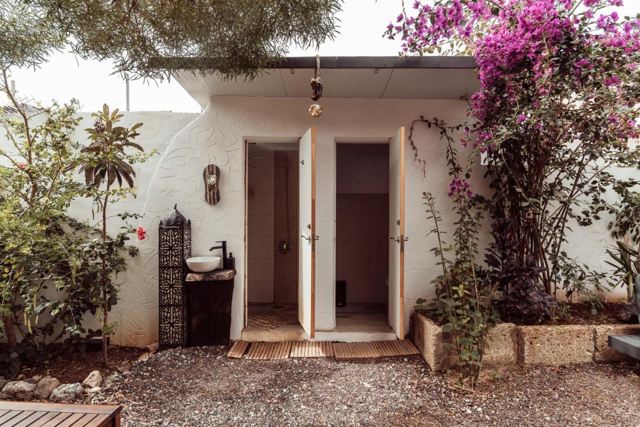 Los Amigos Yoga & Wellness * La Mareta