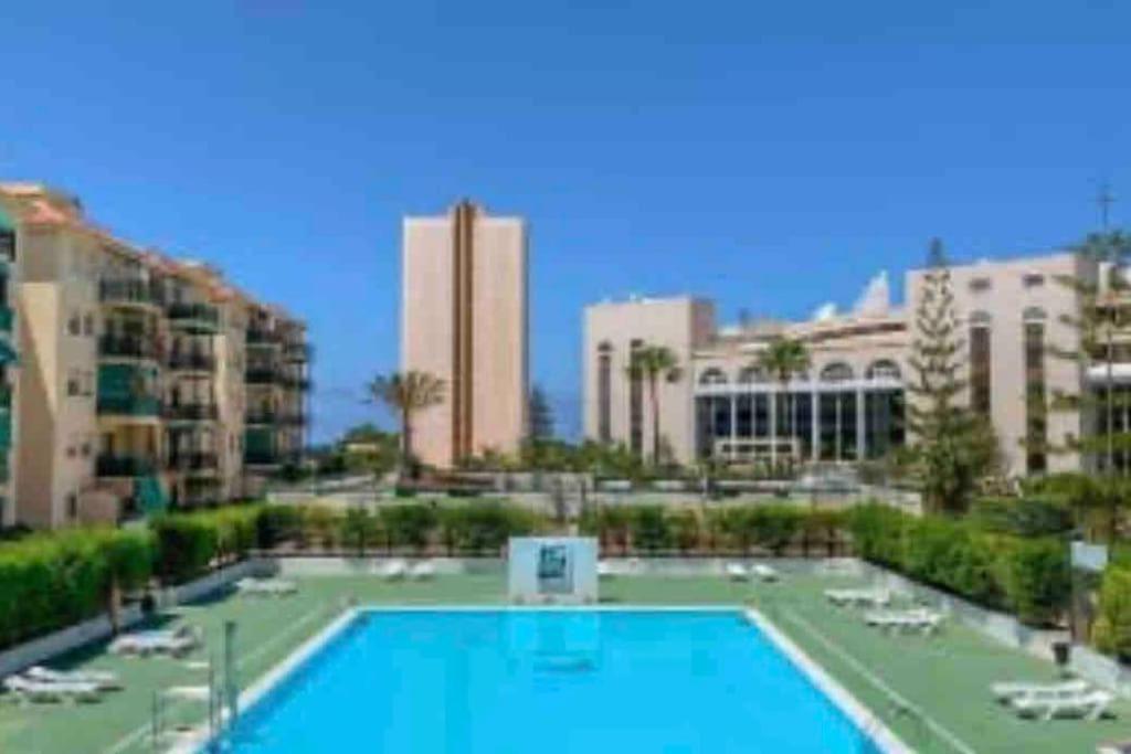 Tropical Lounge, Cristianos, Pool & Sea, Wifi *