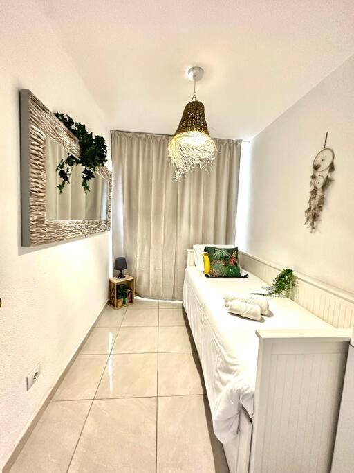 Tropical Lounge, Cristianos, Pool & Sea, Wifi