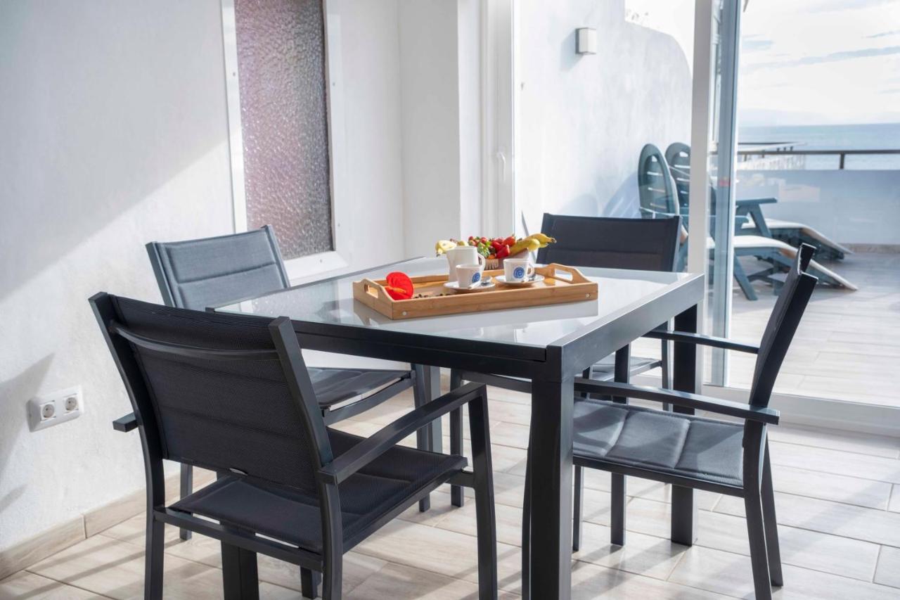 Apartment Marina Pris
