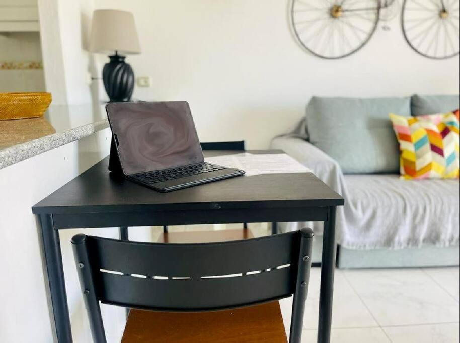 Apartment Comfy With Large Terrace Five Minutes From Ocean Los Cristianos (Tenerife)