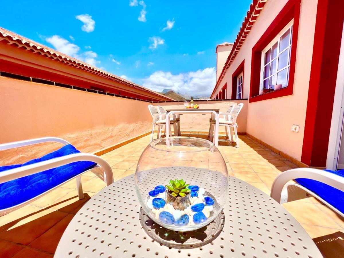 Apartment !!! Relaxing View, The Heights With Terrace And Heated Pools, Cristianos *