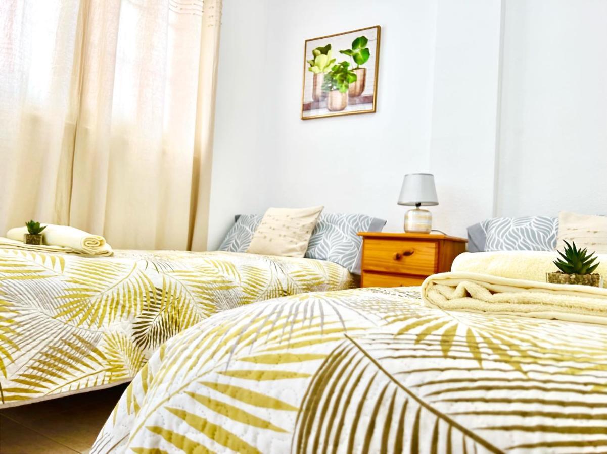 Apartment !!! Relaxing View, The Heights With Terrace And Heated Pools, Cristianos Los Cristianos (Tenerife)