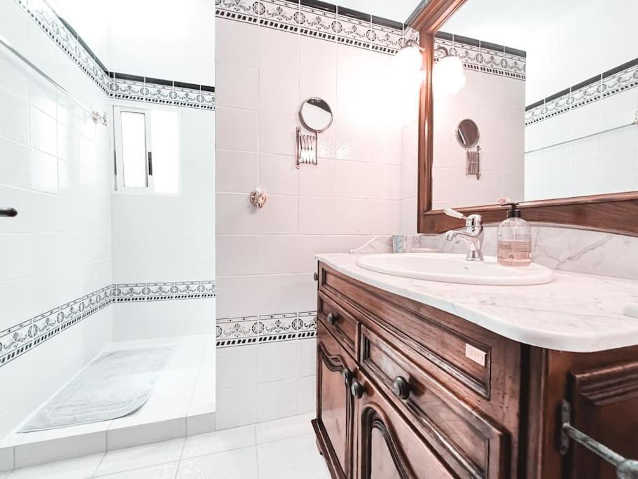 Apartment Charming Spanish Style Bungalow, Bbq,wf,terrace Mir09 Costa Adeje (Tenerife)