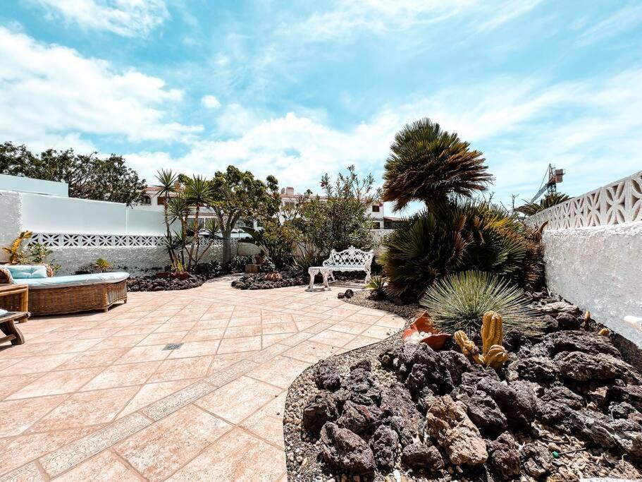 Charming Spanish Style Bungalow, Bbq,wf,terrace Mir09 *