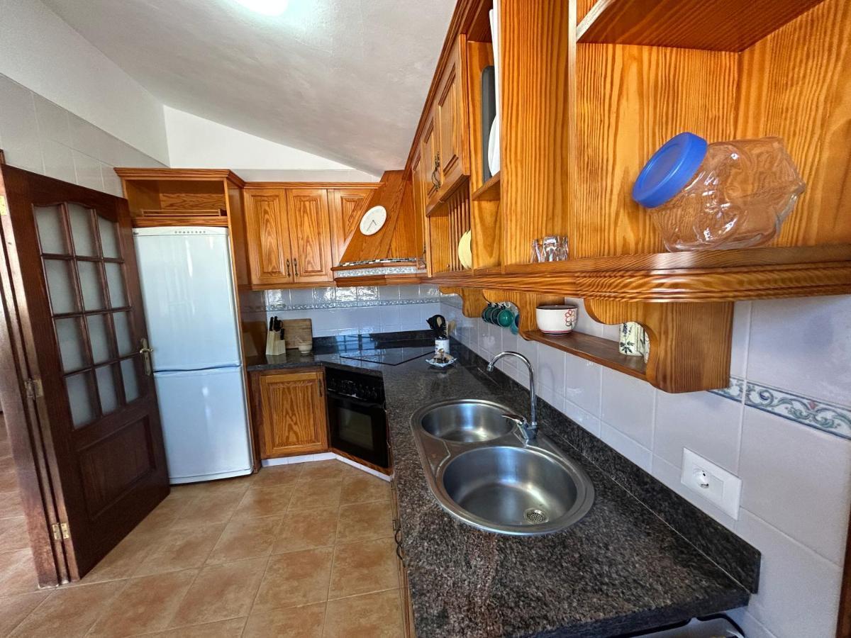 Apartment Casa Abona, Precioso Atico Con Wifi Gratis Y Vistas Increibles Al Mar Y La Montana *