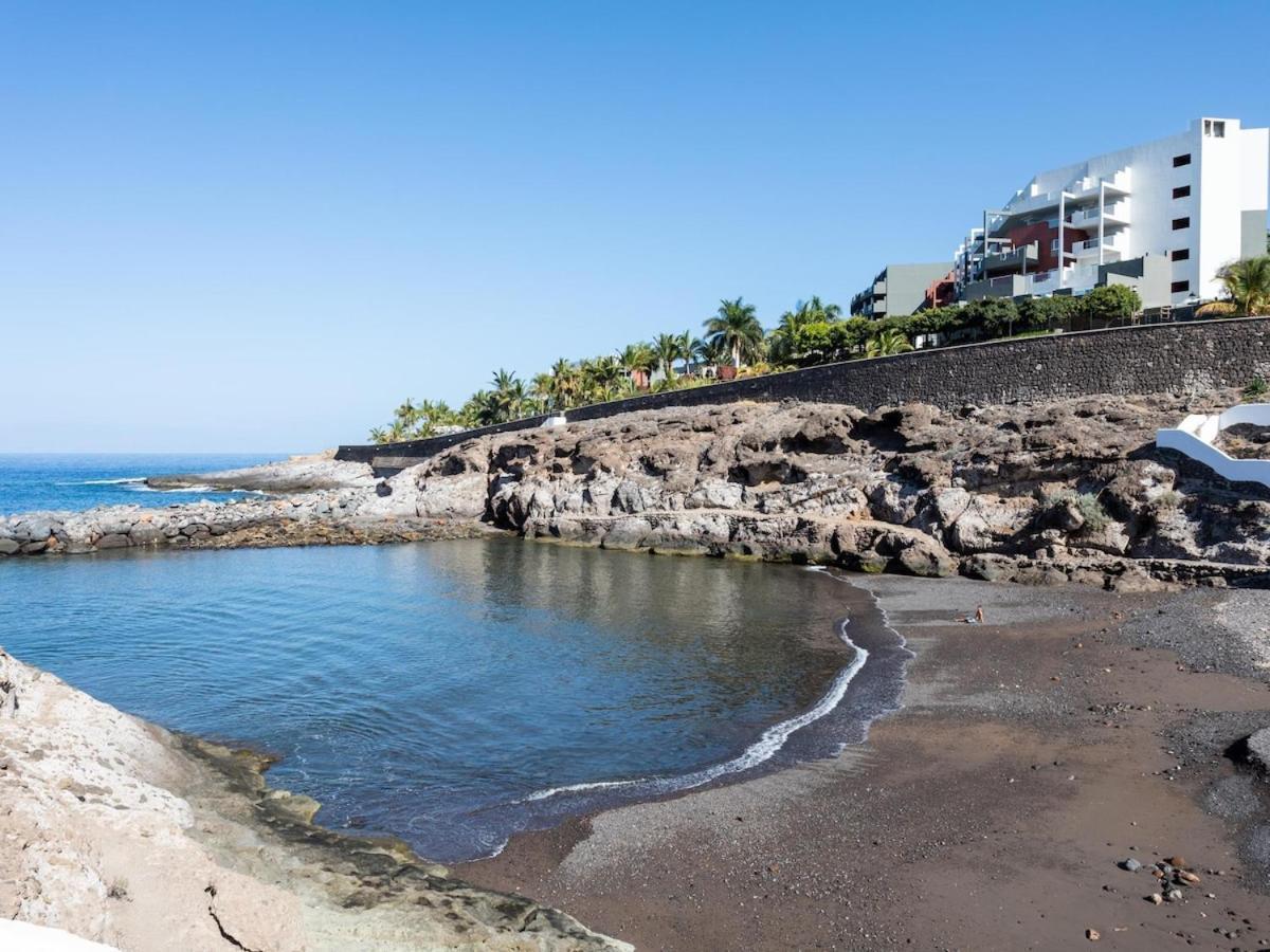 Lightbooking Marina Palace Tenerife *