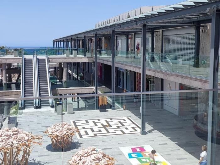 Lightbooking Marina Palace Tenerife * Costa Adeje (Tenerife)