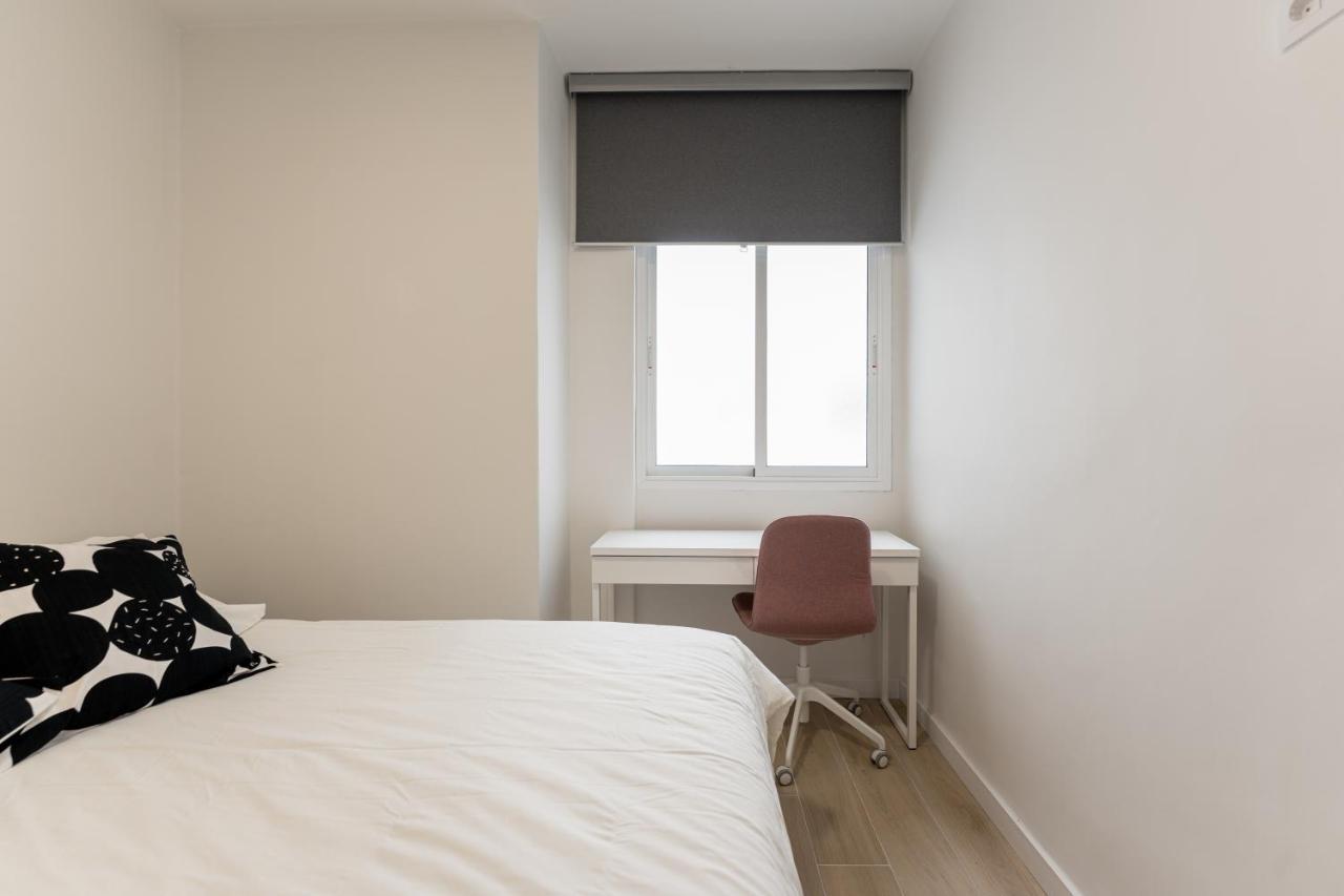 New 4 Bedroom In Plaza Del Principe Apartment