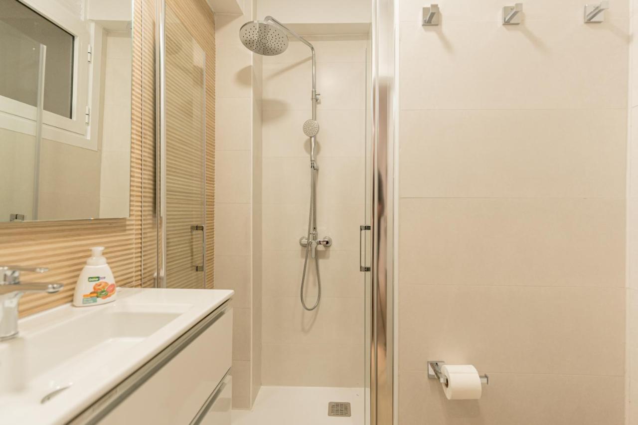 Apartment New 4 Bedroom In Plaza Del Principe
