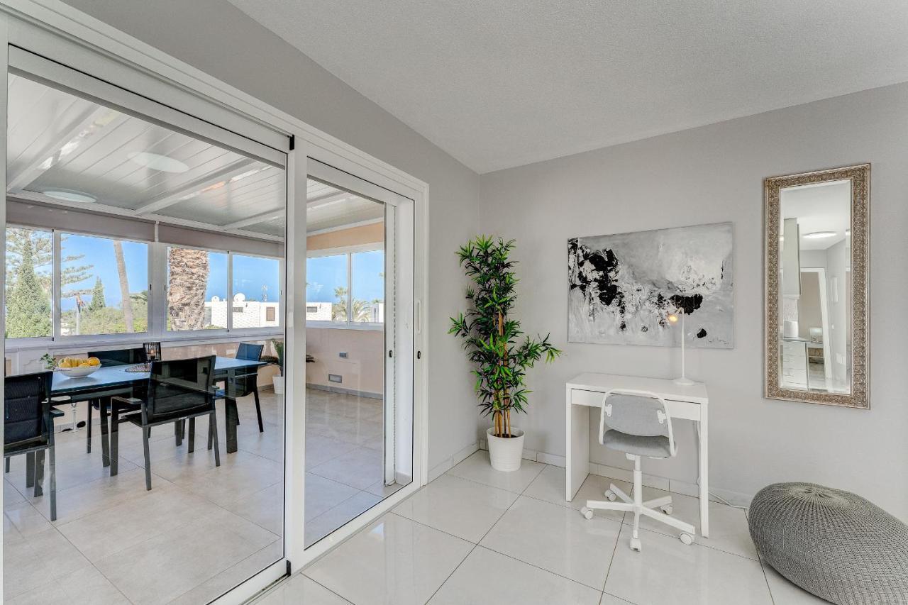 Sea View Penthouse Sunshine Urbania
