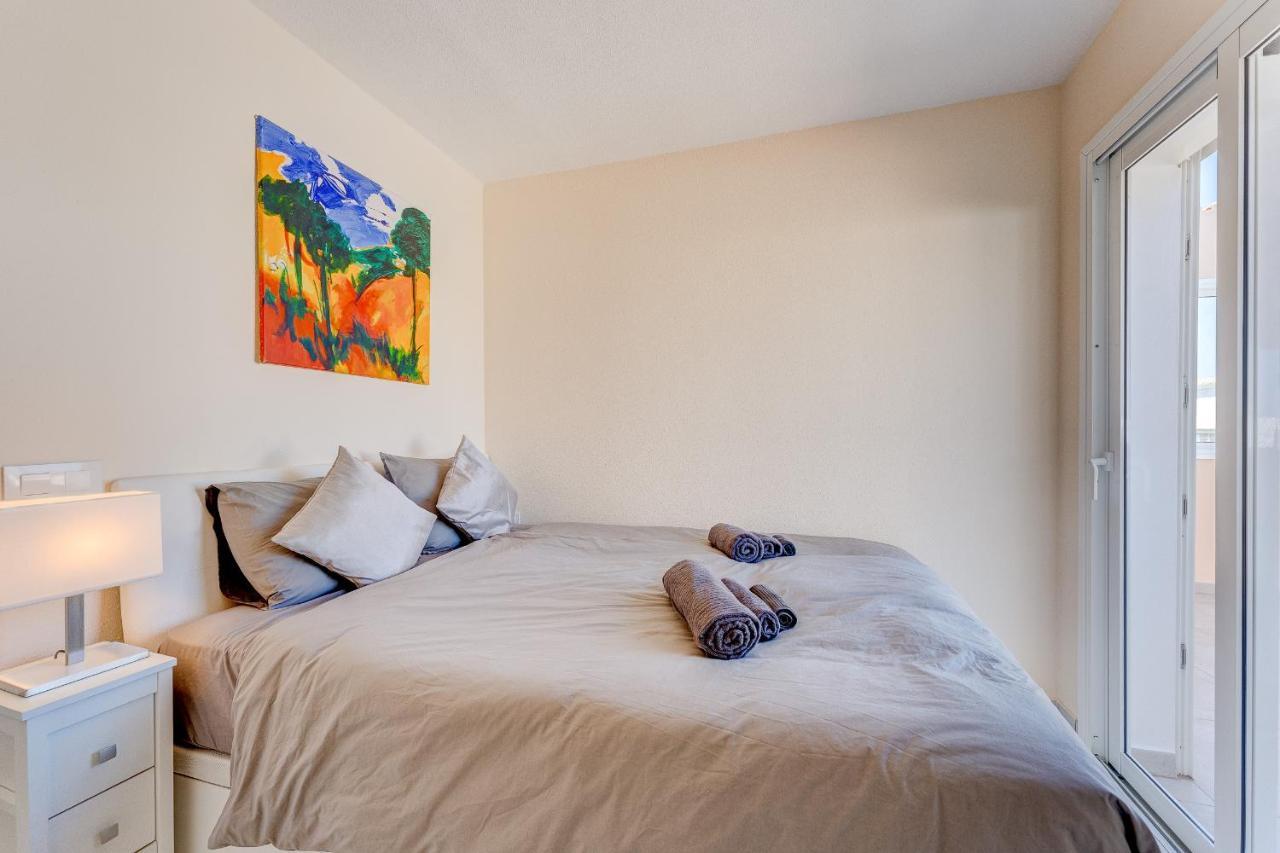 Sea View Penthouse Sunshine Urbania Apartment
