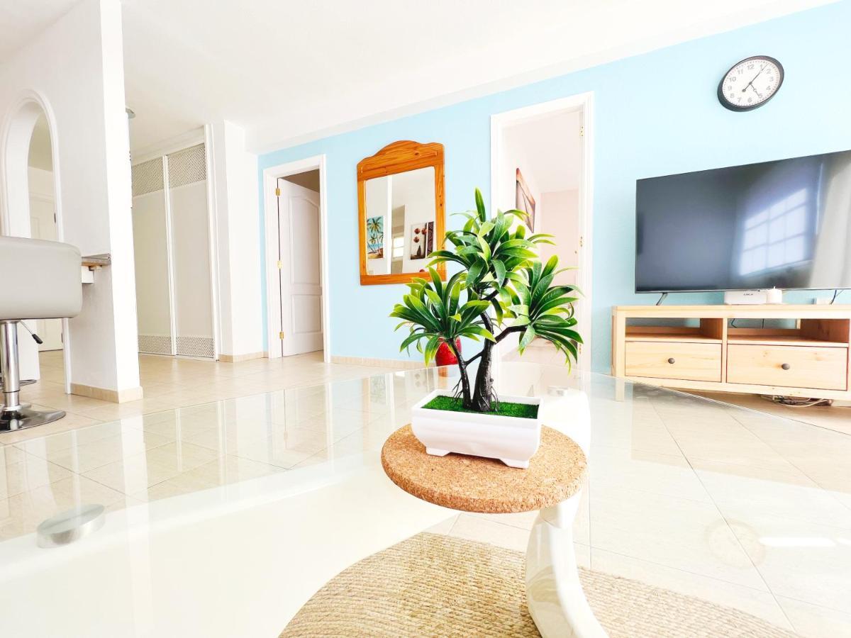 Apartment !!! Relaxing View, The Heights With Terrace And Heated Pools, Cristianos