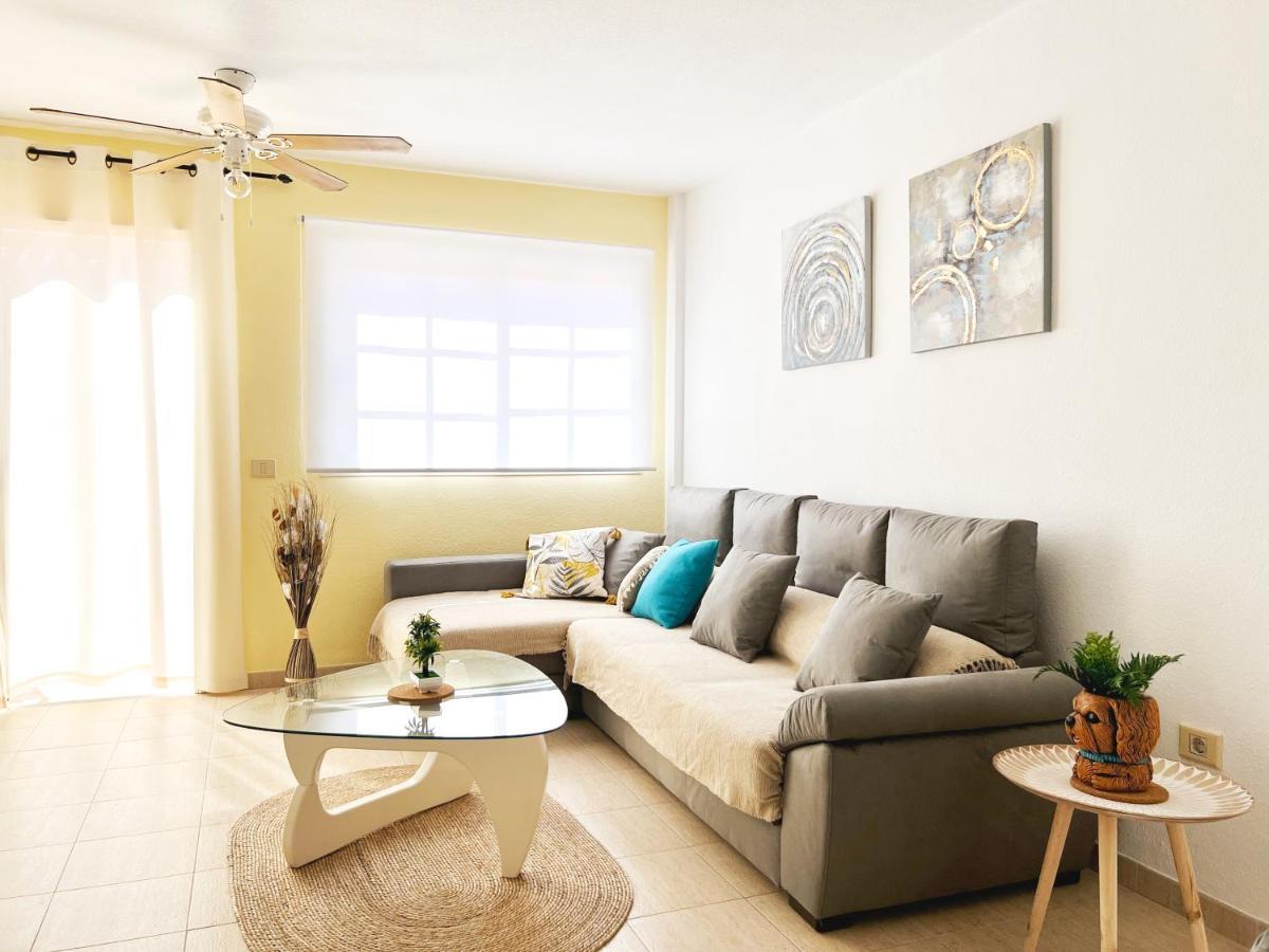 Apartment !!! Relaxing View, The Heights With Terrace And Heated Pools, Cristianos *