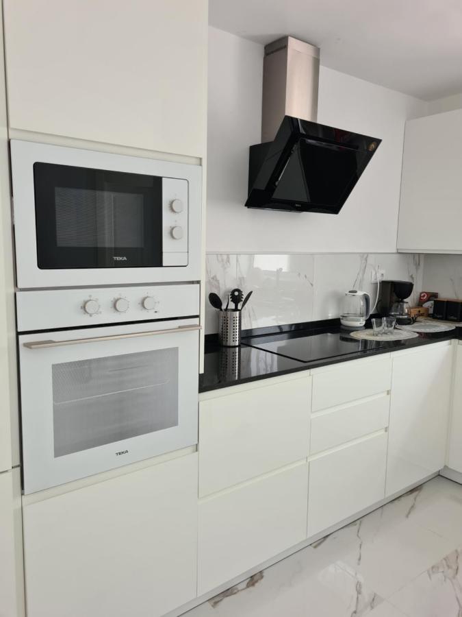 Fabuloso Apartamento En Playa De Americas *