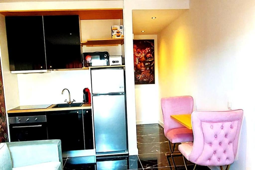 Luxury Kim Apartment, Ocean View & Wifi Free * Playa Paraíso