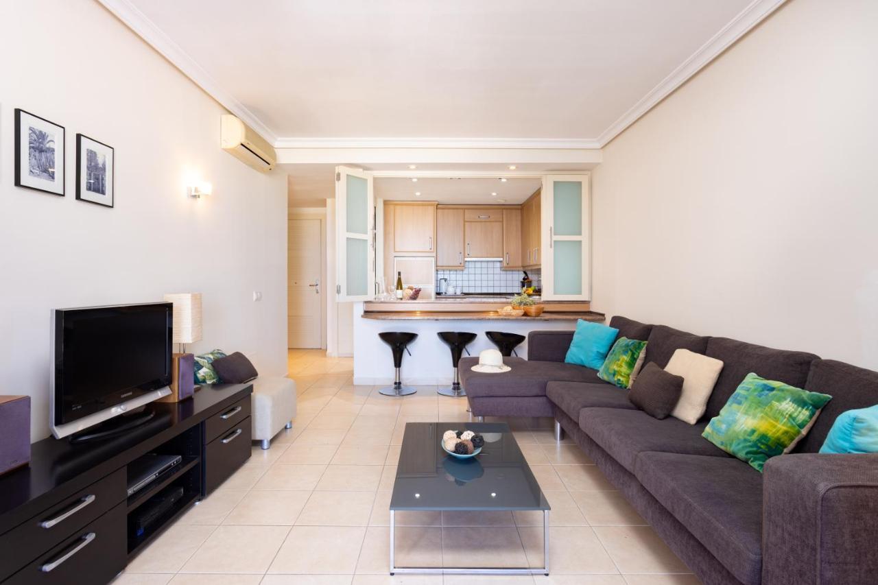 Home2book Stunning Sea Views & Pool Gigantes