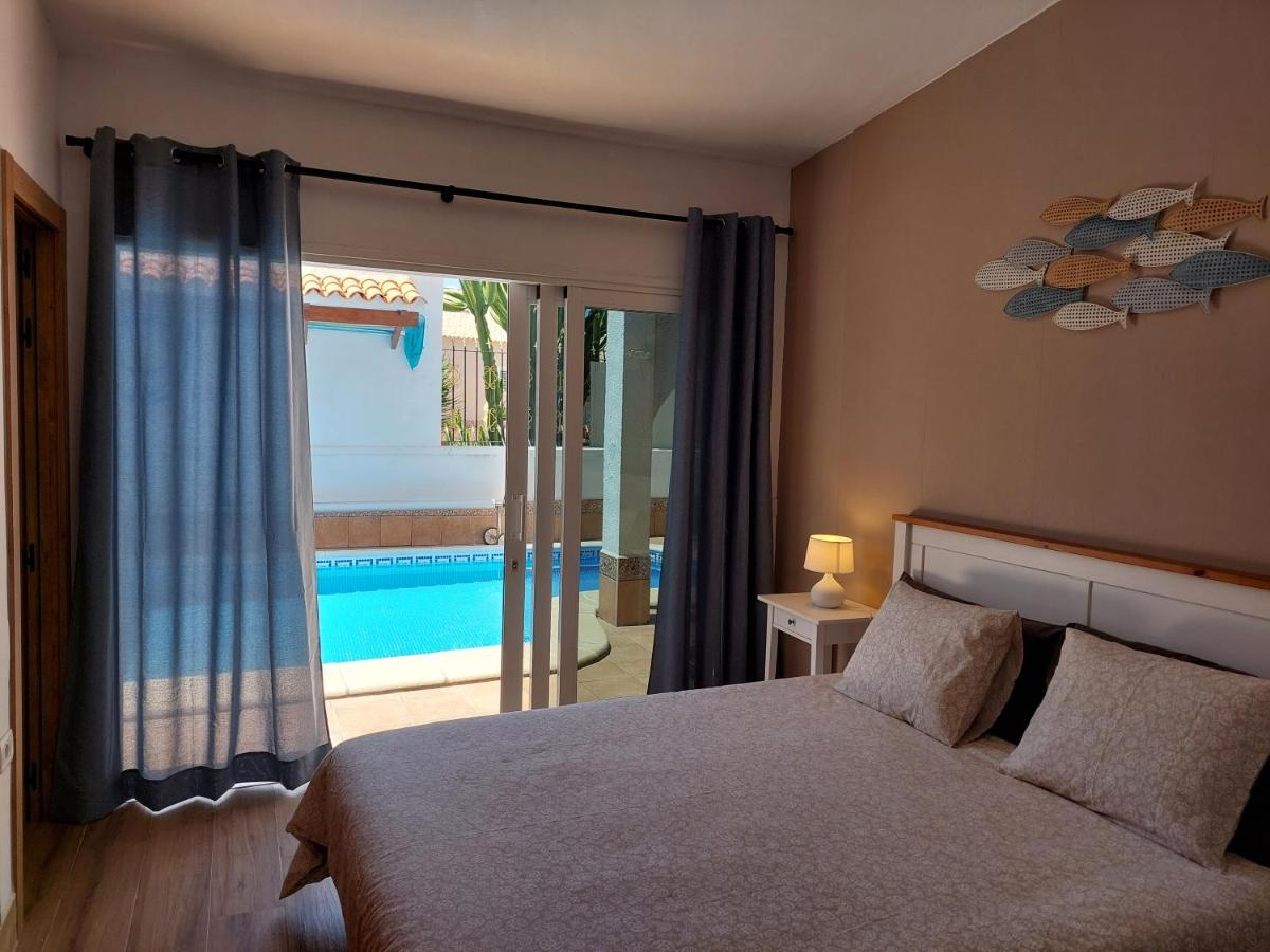 Beautiful With Heated Private Pool, Cristianos * Los Cristianos (Tenerife)