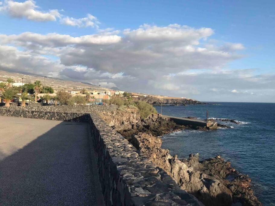 Great Location In Very Close To The Sea Holiday home *