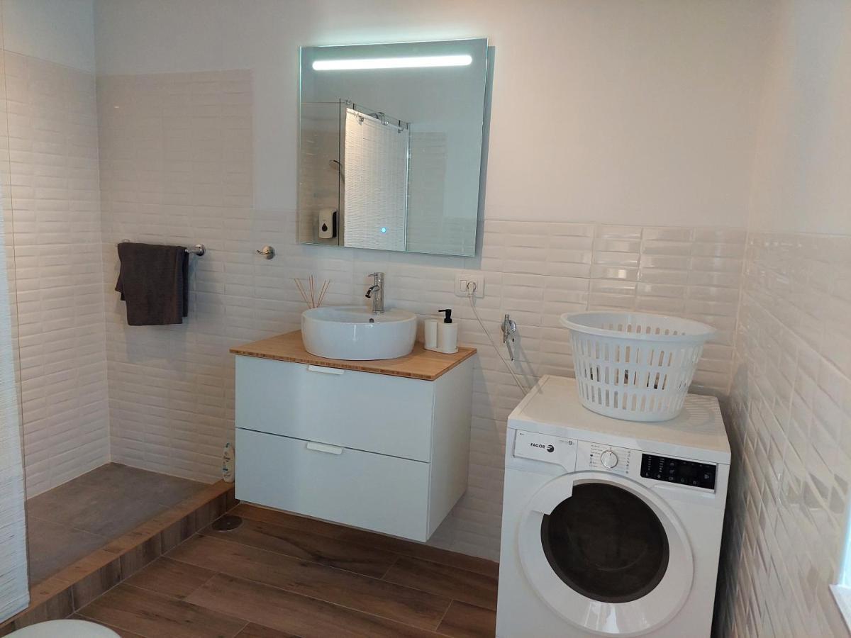 Beautiful With Heated Private Pool, Cristianos