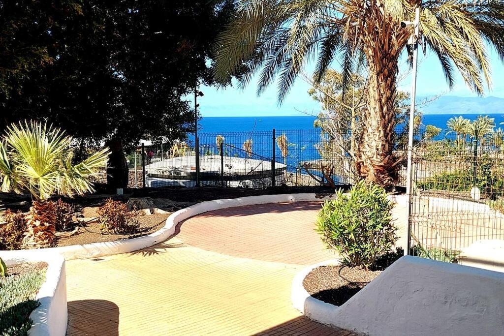 Luxury Kim Apartment, Ocean View & Wifi Free * Playa Paraíso