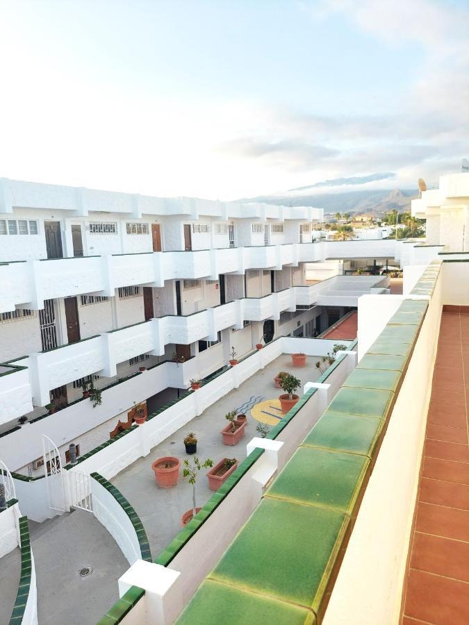 Holiday home Blu Apartment, Wifi Free Pool View