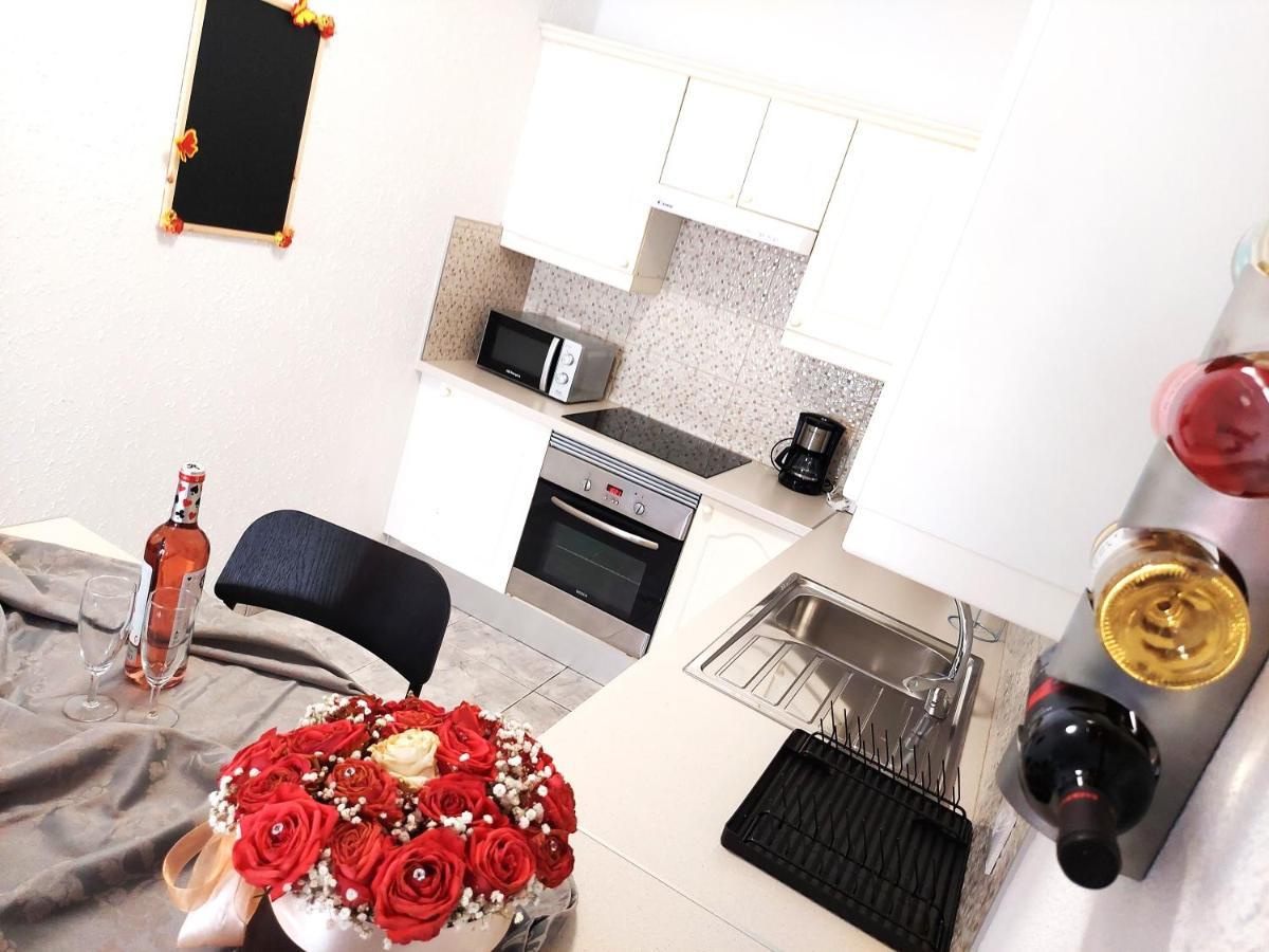 Blanca New 2 Bedrooms *