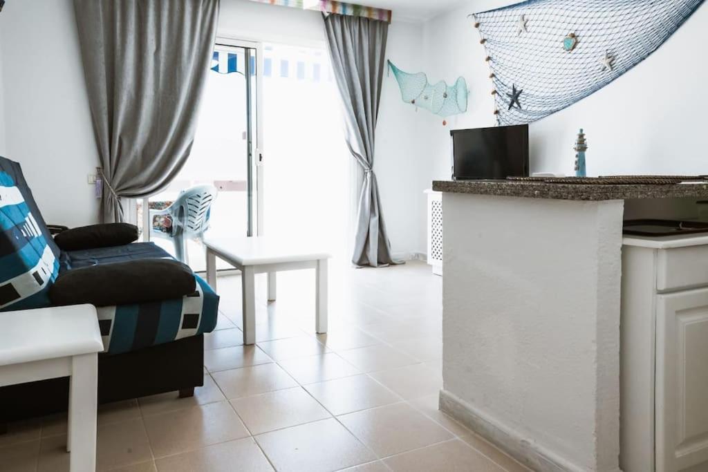 In Costa Adeje/las America Apartment