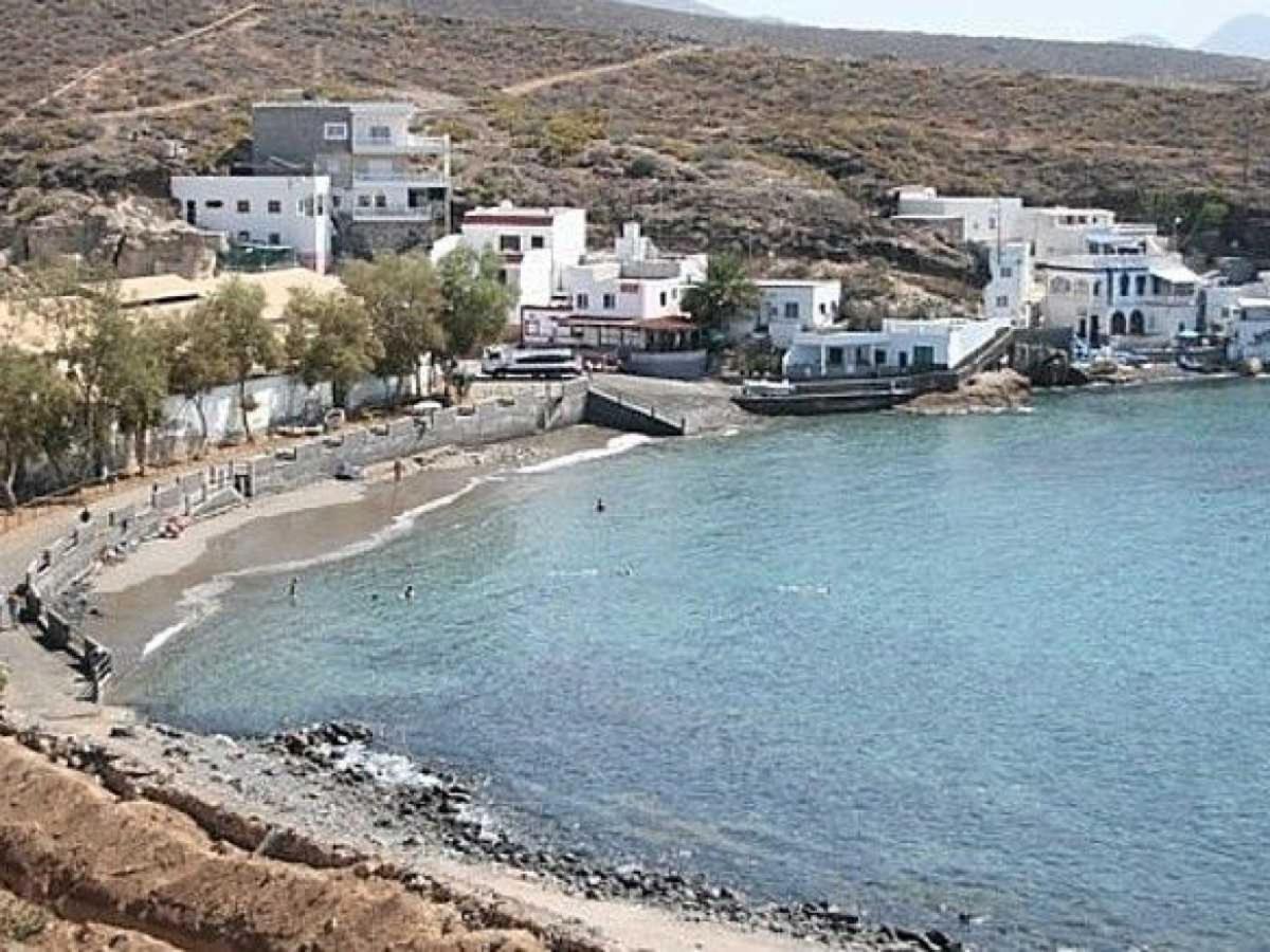 Van With 3 Double Bed For Driving In Canary Islands *