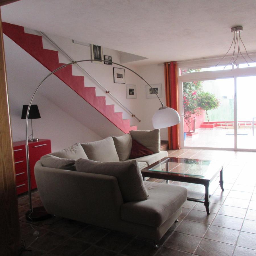 La Casa Roja 1