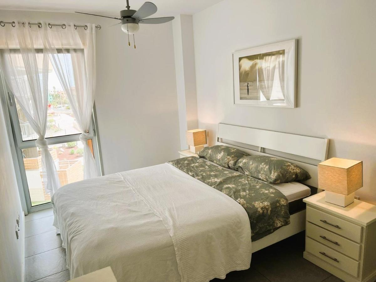 Apartment On The Spot With Amazing View In El Medano (Tenerife)
