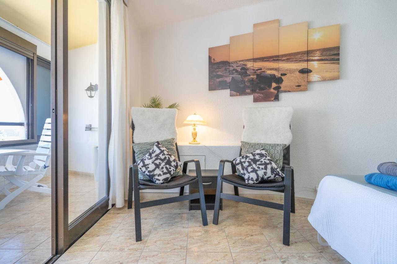 Go2tenerife Apart'mila Wowww!!! Sea View & Pool Apartment