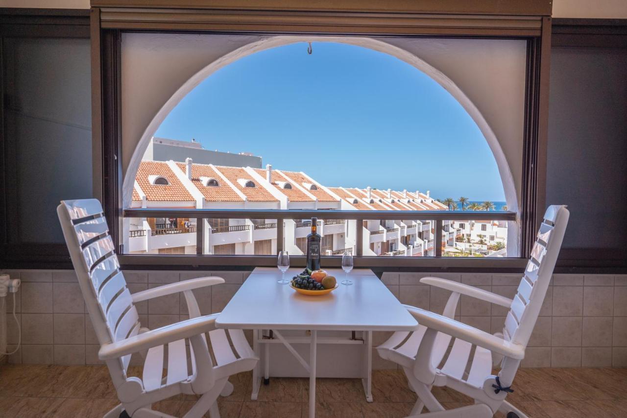 Go2tenerife Apart'mila Wowww!!! Sea View & Pool * Playa de las Americas (Tenerife)
