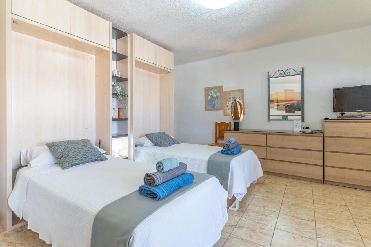 Go2tenerife Apart'mila Wowww!!! Sea View & Pool Playa de las Americas (Tenerife)