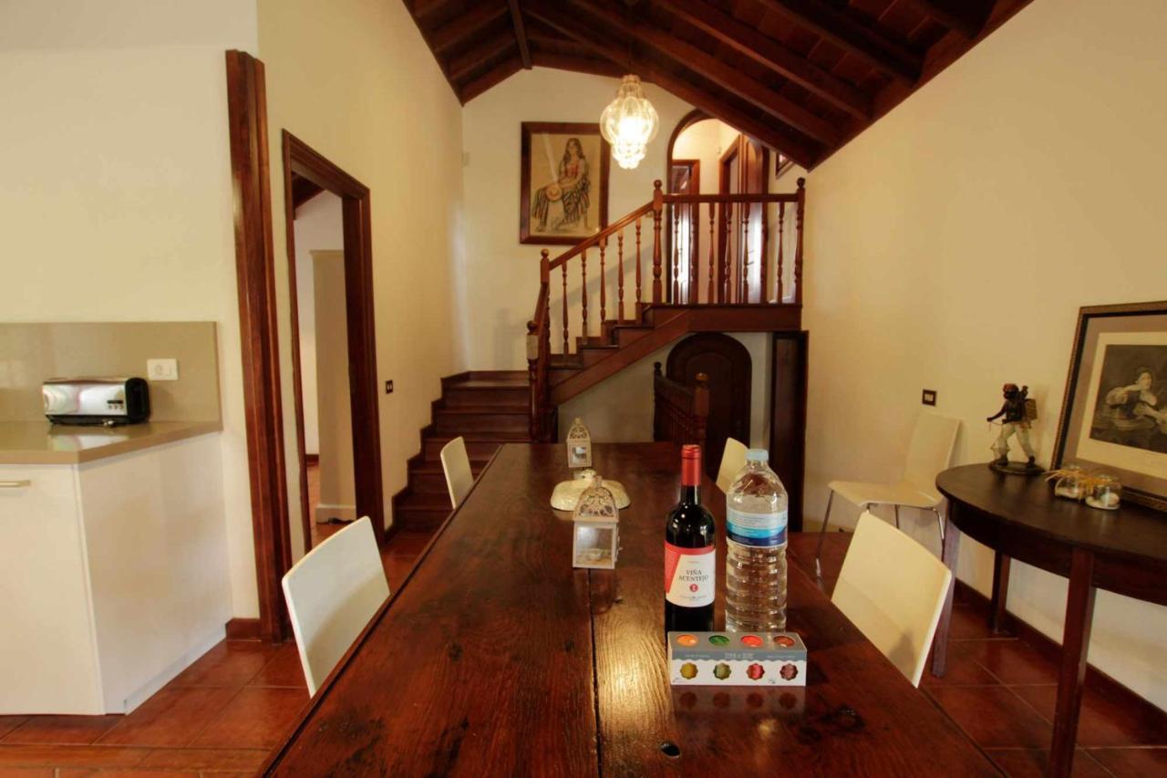 Hébergement de vacances Casa Privada Con Piscinajacuzzi En La Orotava