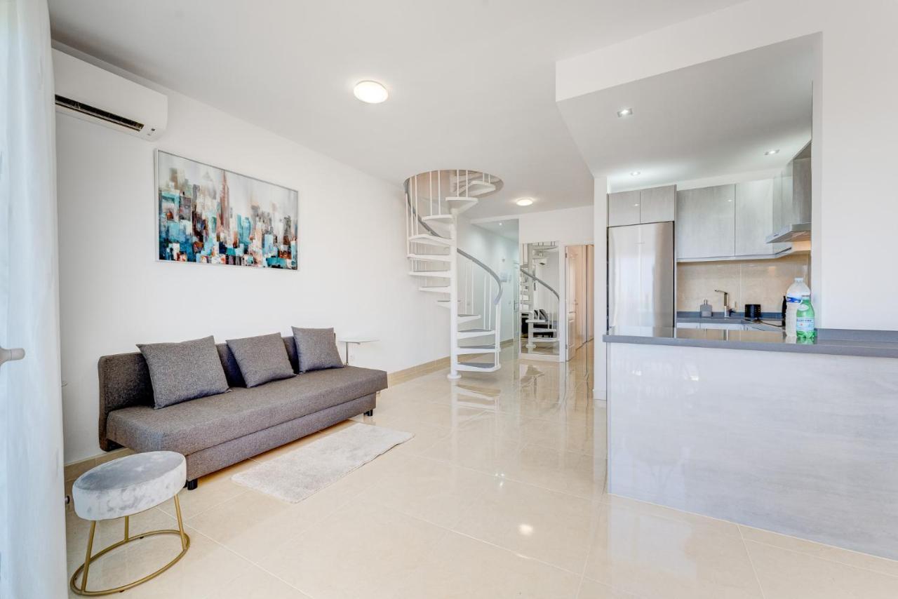 Sea & Golf View Duplex Heated Pool Apartamento