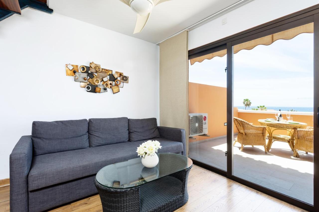 Apartment Exclusive Penthouse: Beachfront Oasis With Heated Pool