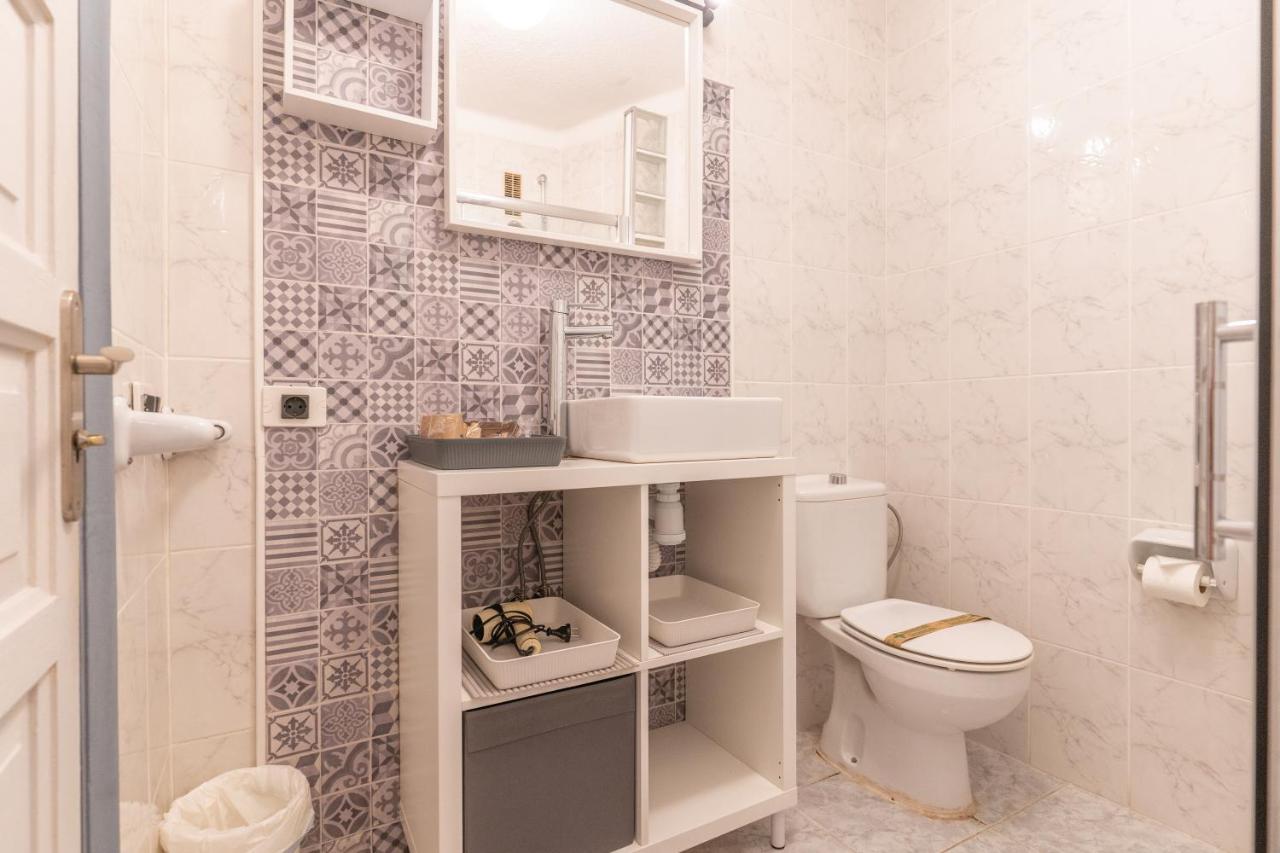 Go2tenerife Apart'mila Wowww!!! Sea View & Pool Apartment