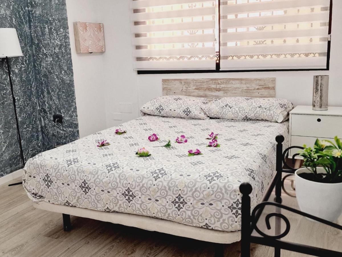 Nicole, 2 Bedrooms In Playa De Americas * Playa de las Americas (Tenerife)