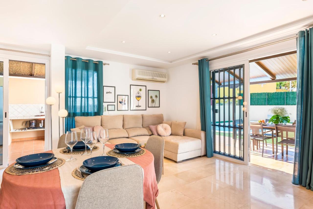 With Private Pool And Workspace Candelaria