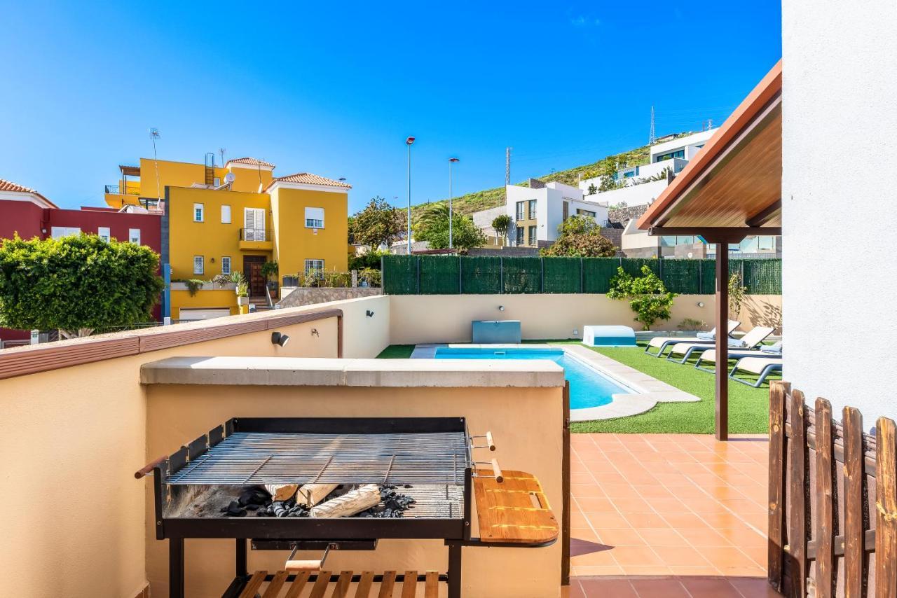 With Private Pool And Workspace