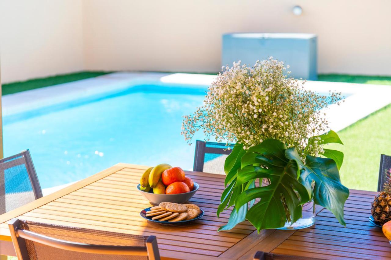 With Private Pool And Workspace *