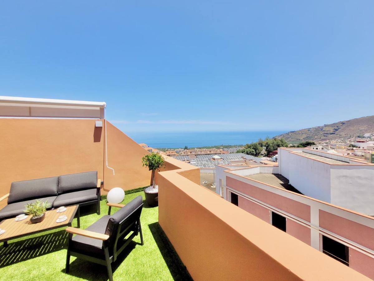 The Valley View Apartment
