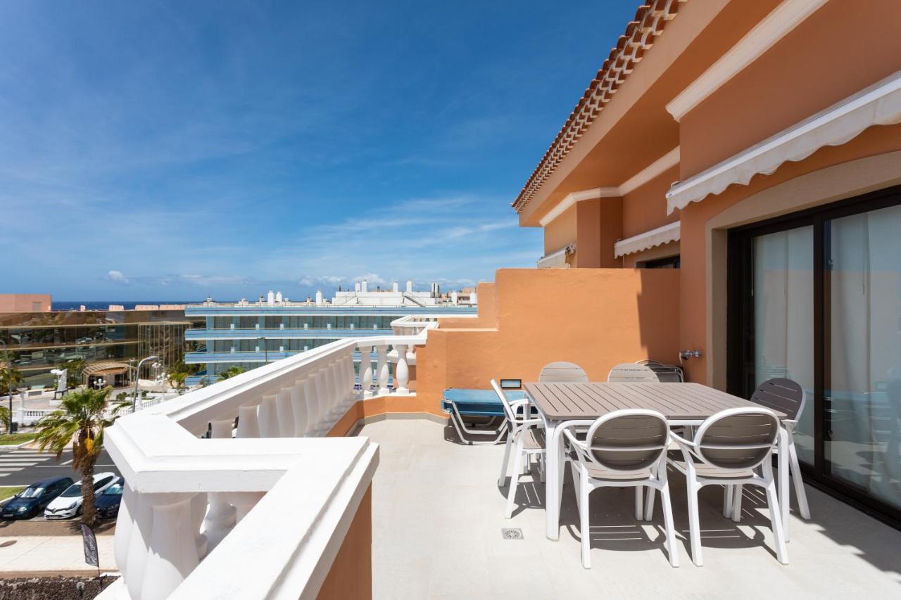 Exclusive Penthouse: Beachfront Oasis With Heated Pool