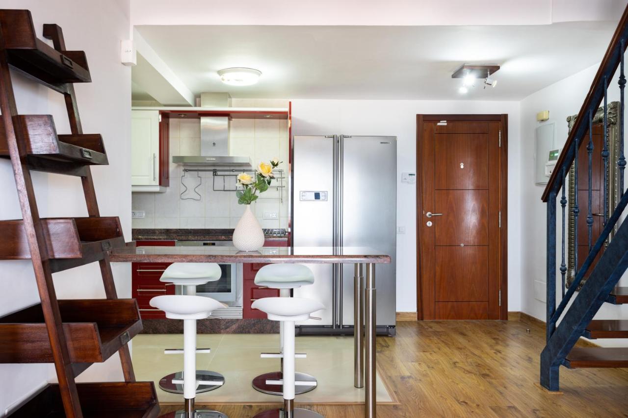 Apartment Exclusive Penthouse: Beachfront Oasis With Heated Pool *