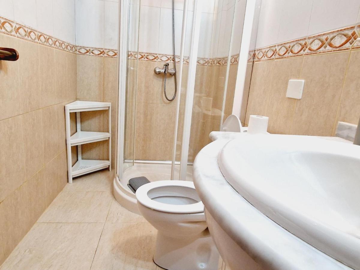 Nicole, 2 Bedrooms In Playa De Americas