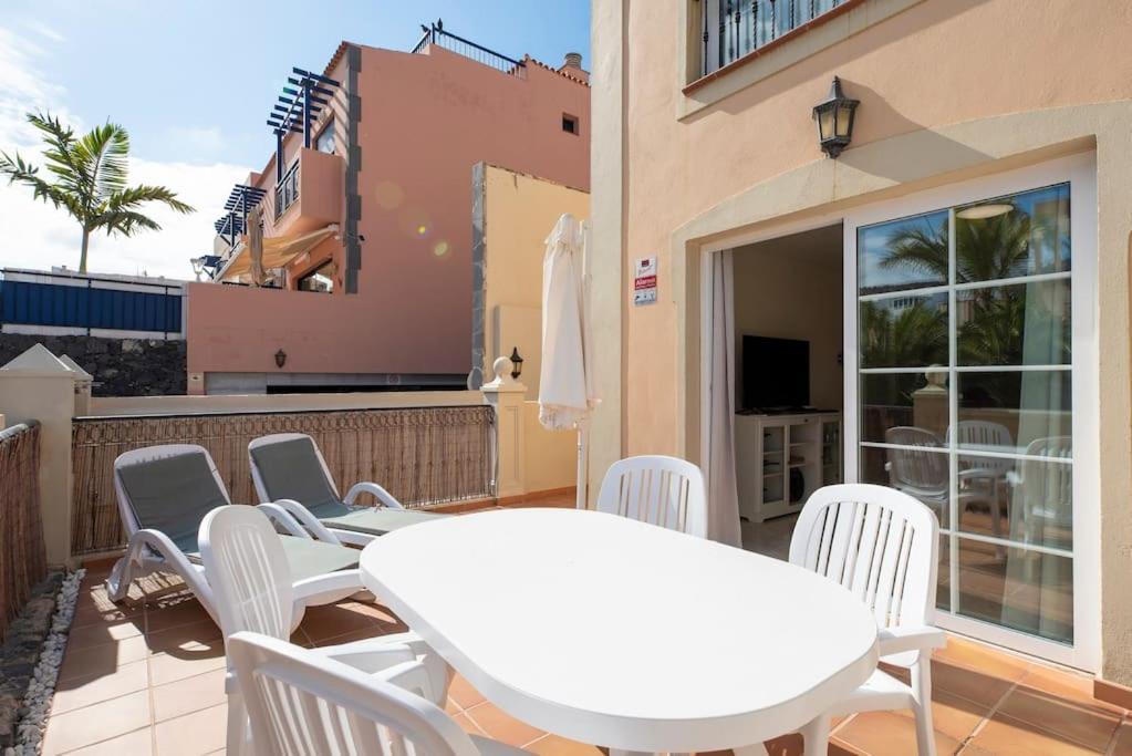 Hoekappartement Mar, 400m * Palm-mar