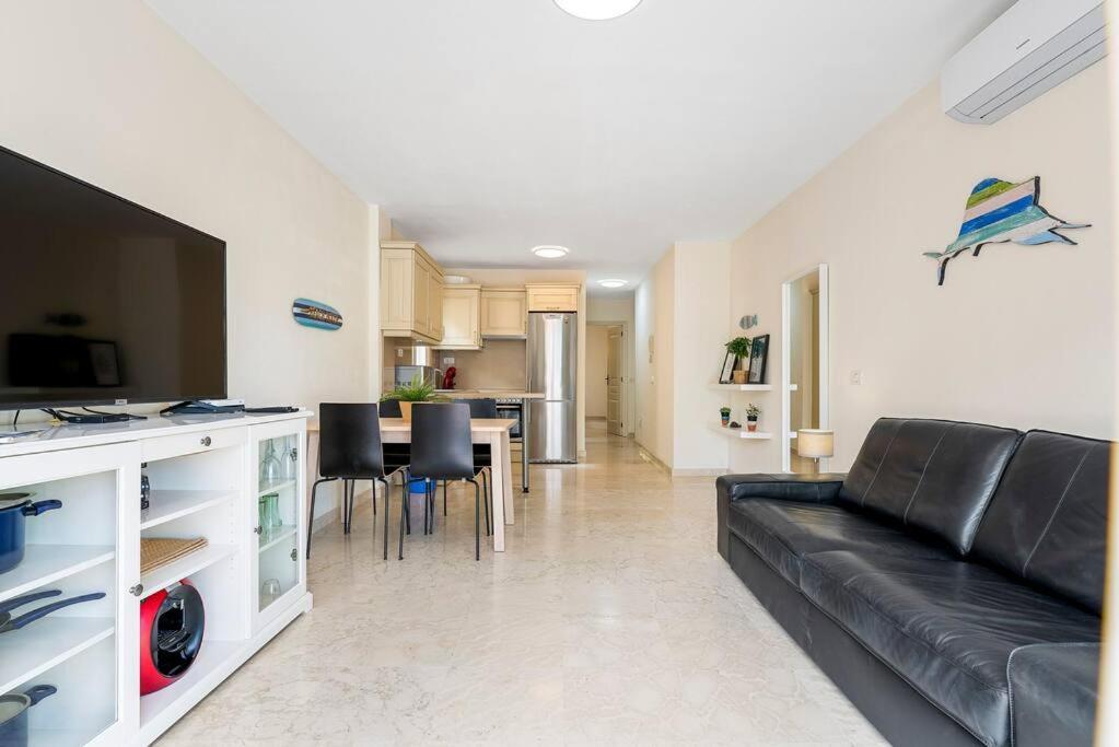 Hoekappartement Mar, 400m