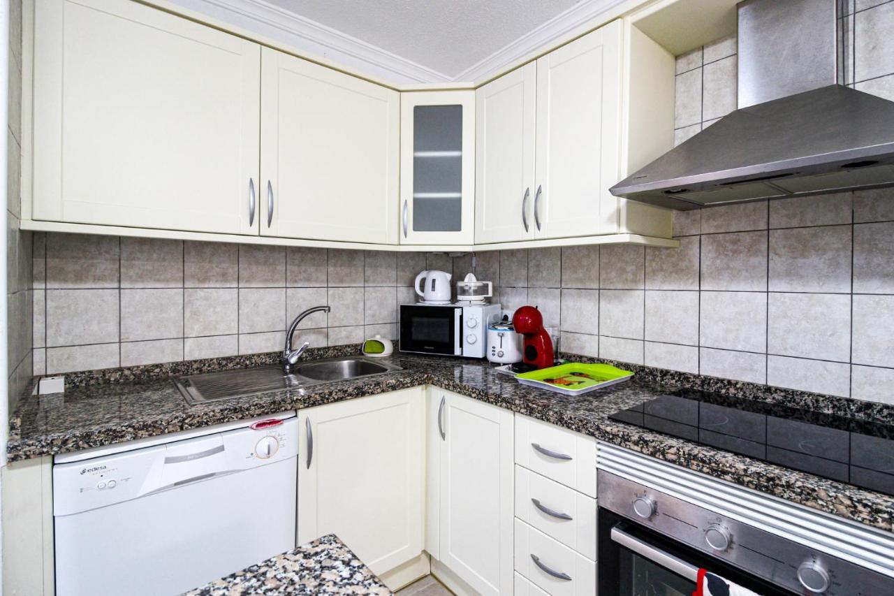 El Rincon - Cristianos Sea View With 2 Bedrooms And 2 Bathrooms Appartement