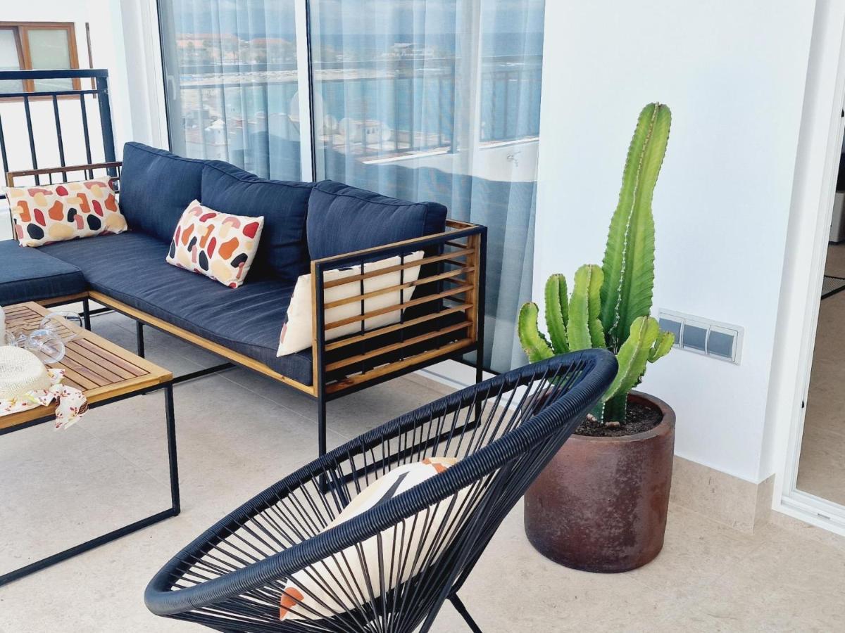 Rooftop Vistas, 2 Bedrooms First Line Hébergement de vacances *